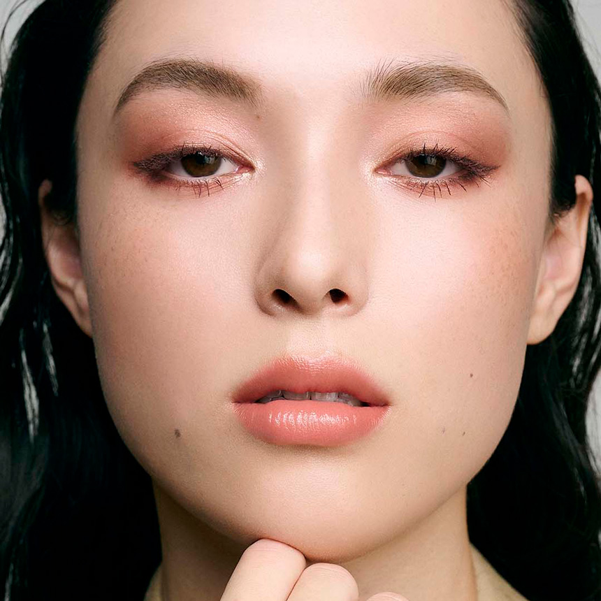 THREE ドリームオン アリューリング リップスティック 07 ALMOND TEA